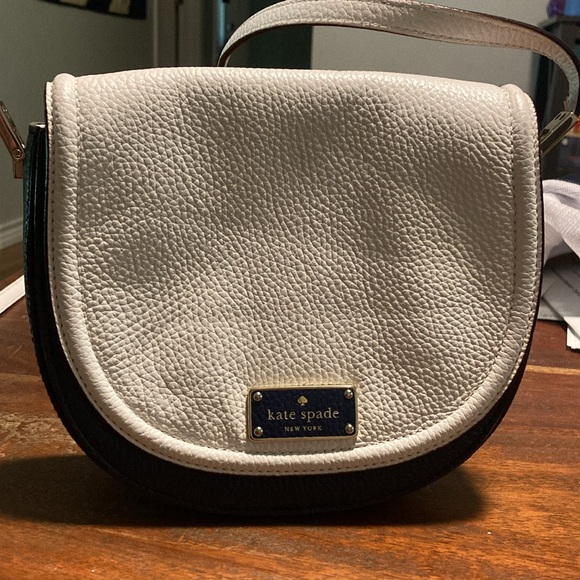 Kate Spade crossbody purse, navy and white, excellent condition - Picture 4 of 8